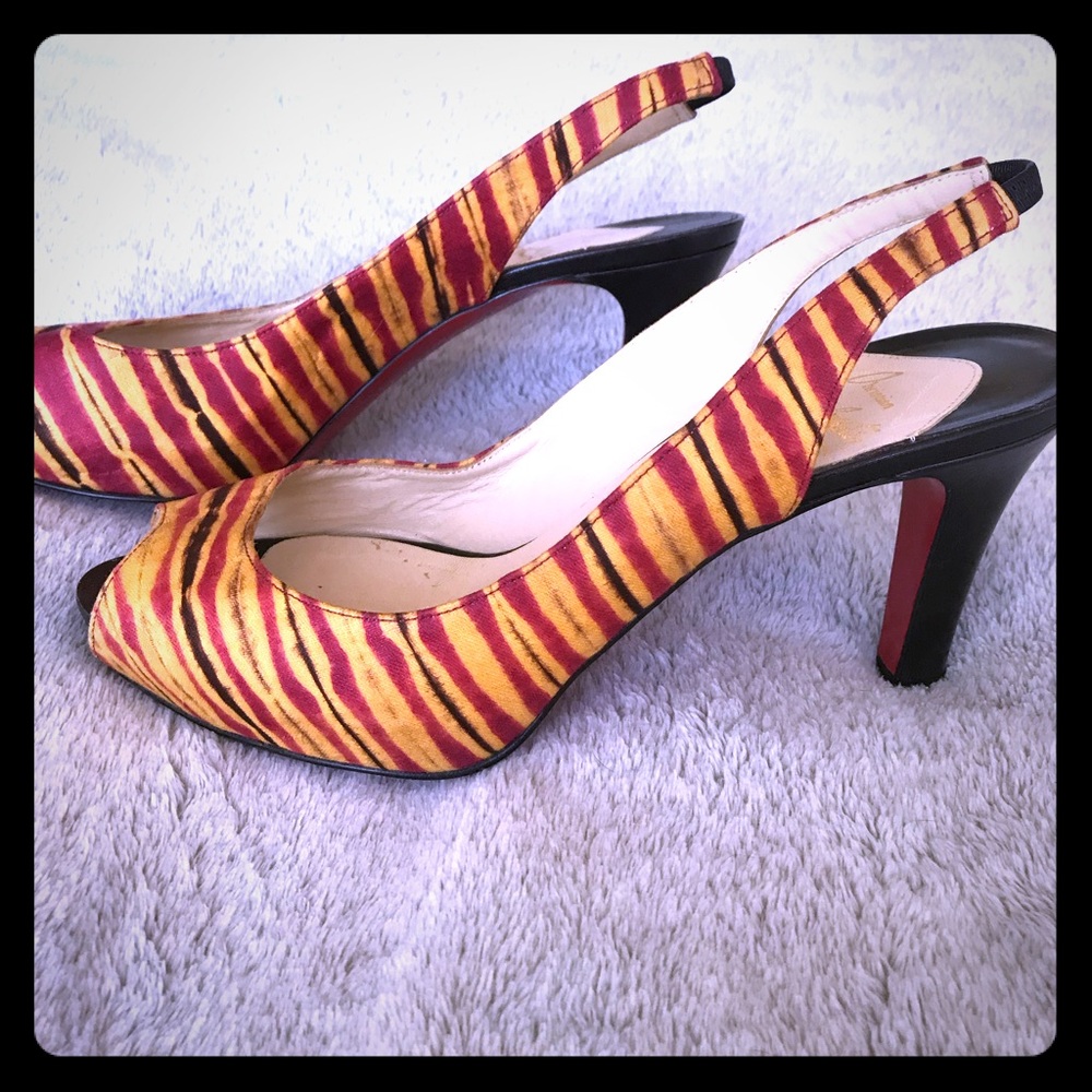🚫🚫🚫SOLD🚫🚫🚫Christian Louboutin Peep Toe Heels